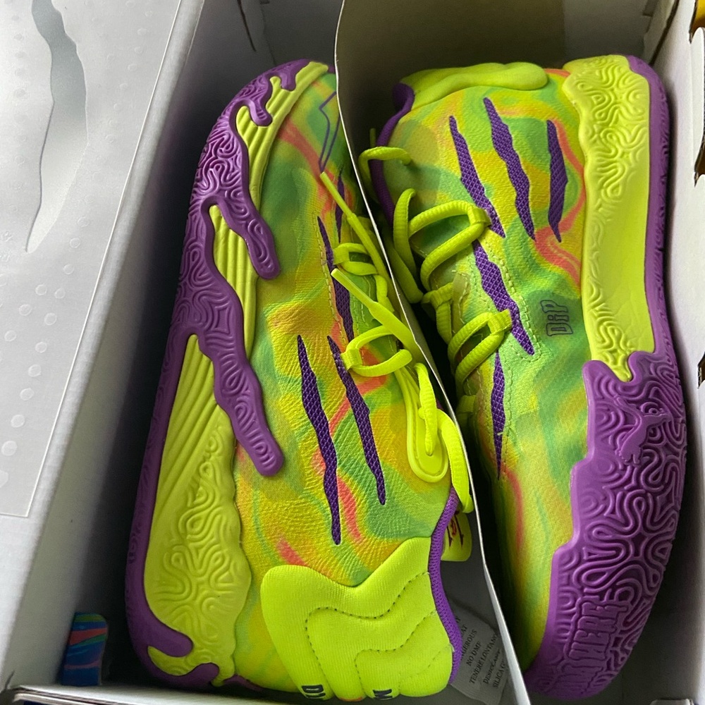 Lamelo ball shoes